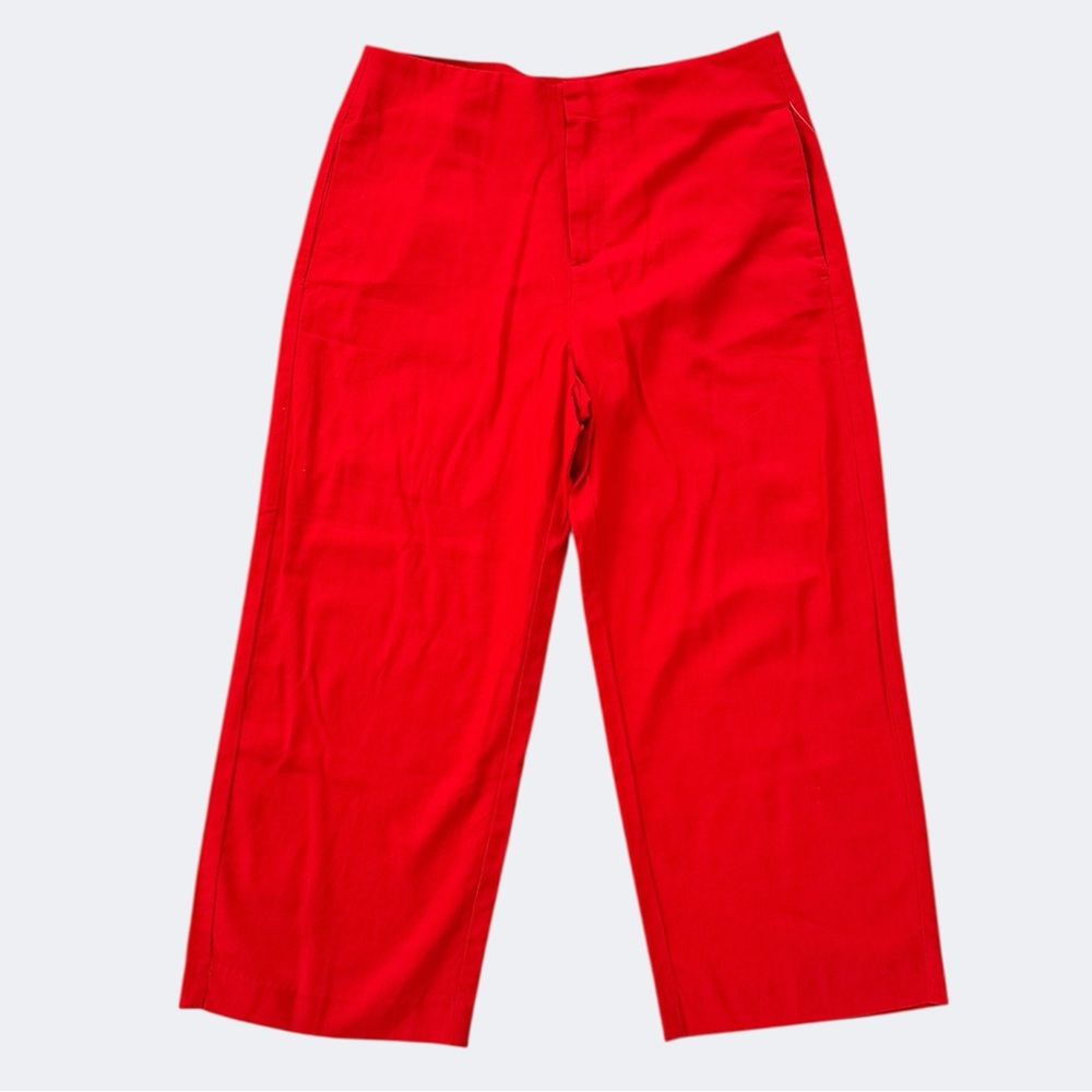 GAP wide leg pants, size 8P in RED, super cute!